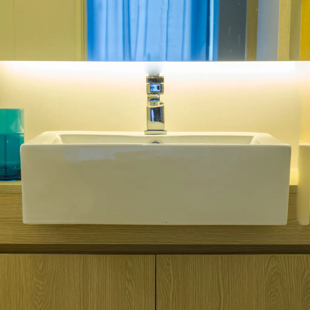 Marble-Basin-Edge-and-Rim-Polishing