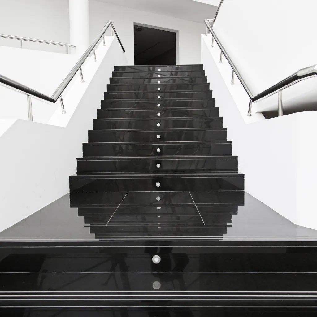 Professional-Marble-Staircase-Polishing Services
