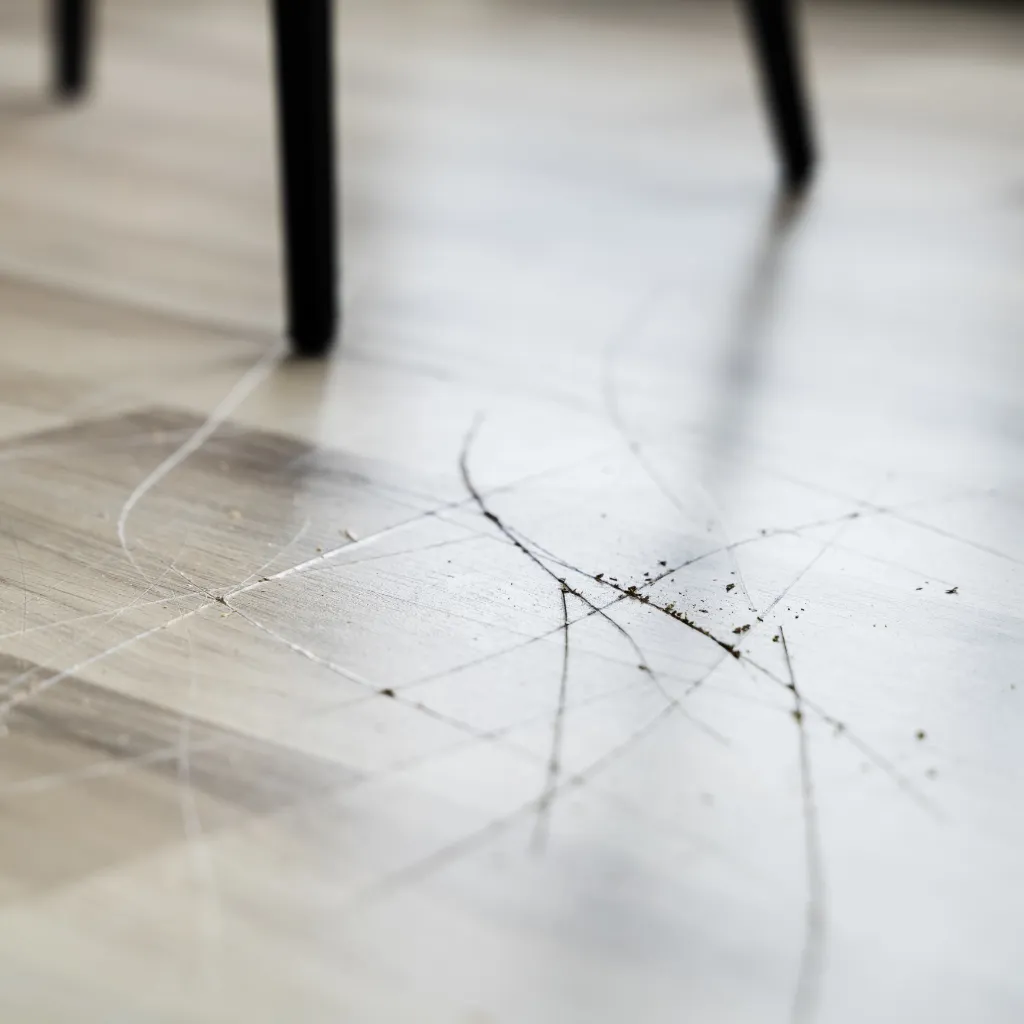 Heavy-furniture-scratches