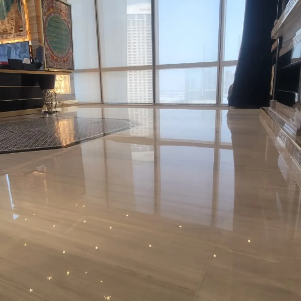 Crystal-clear marble floor after polishing and sealing